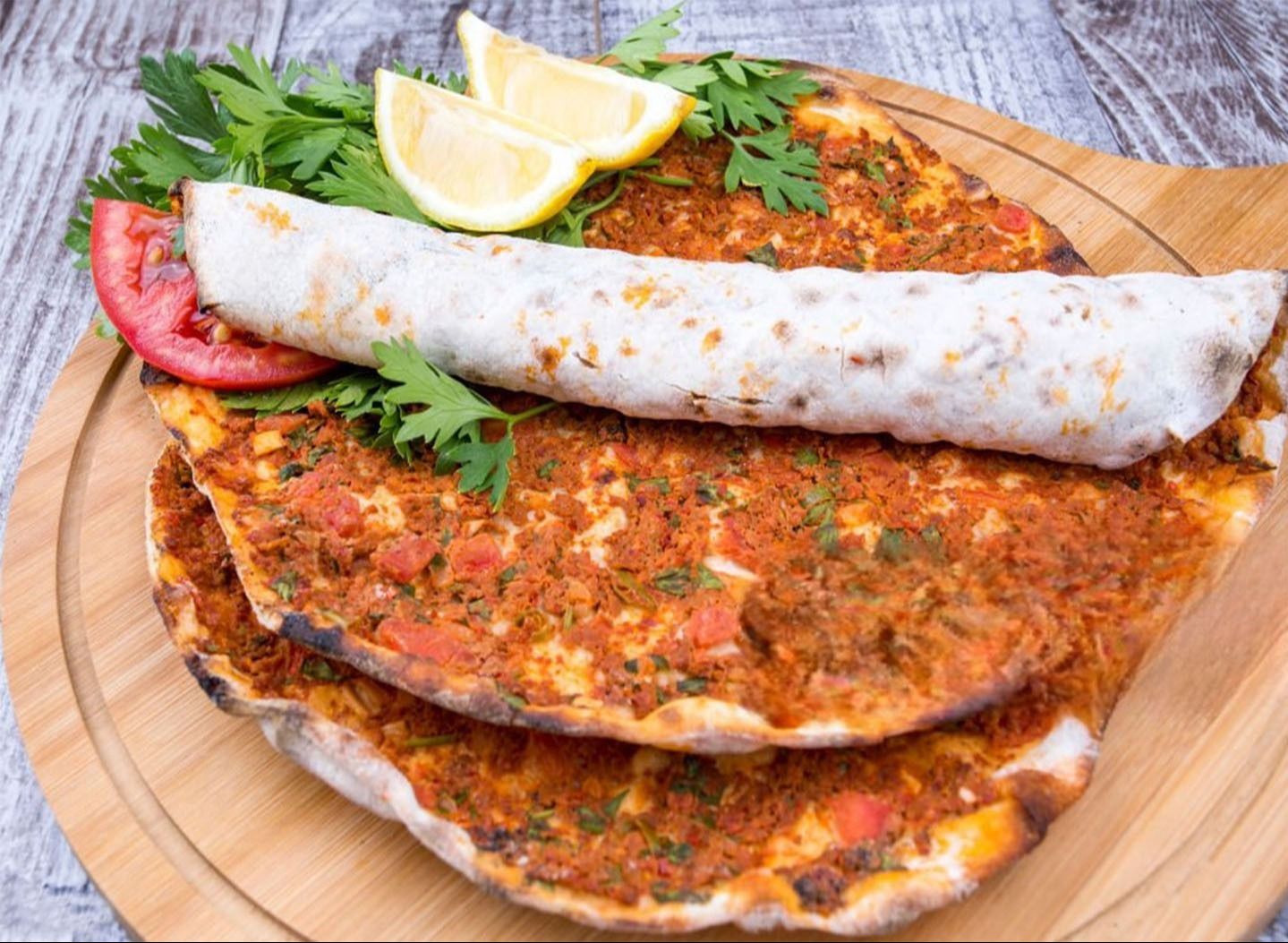 Öz Kardeşler Antep vendor logo