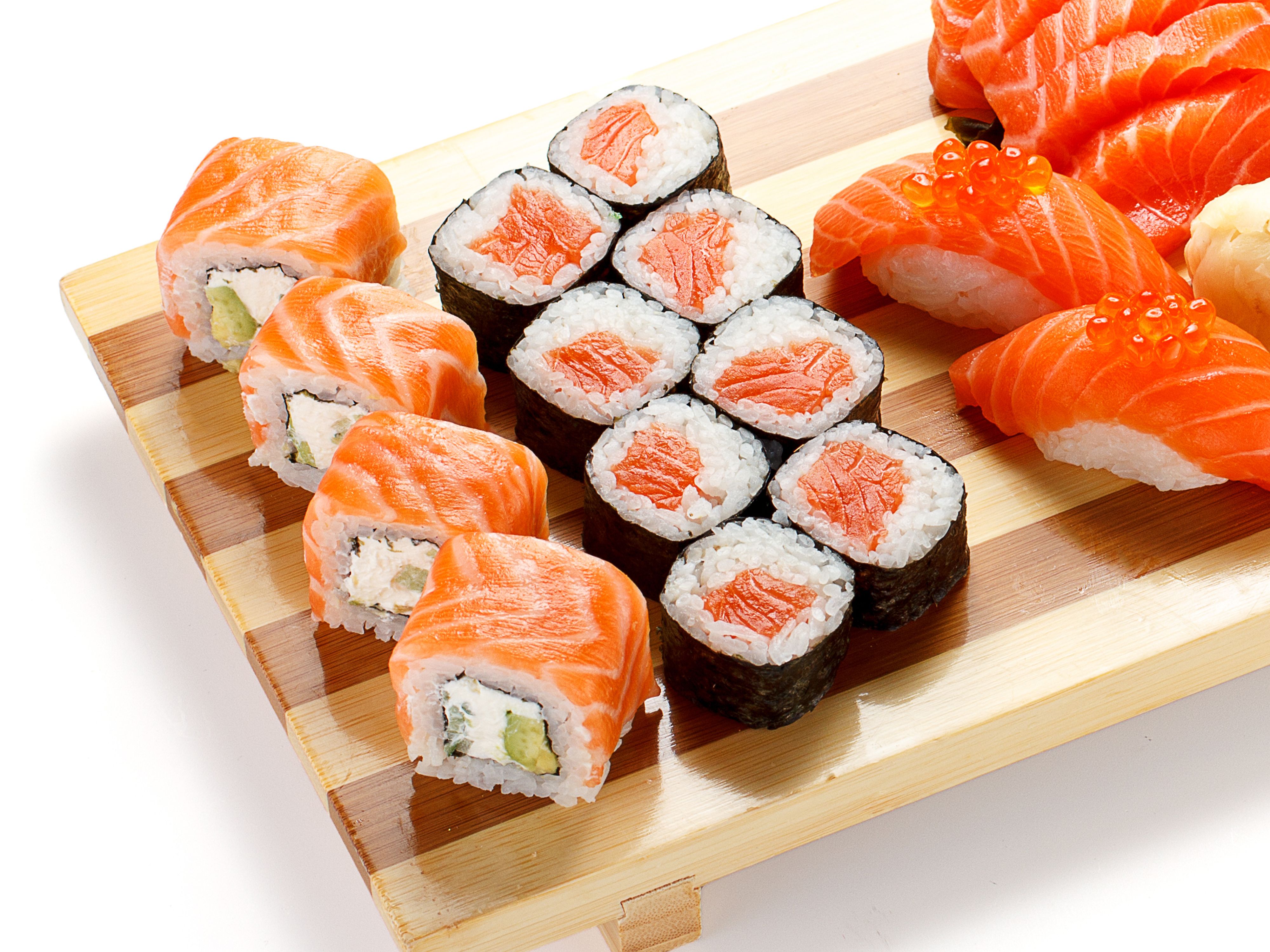 Momo Sushi vendor logo