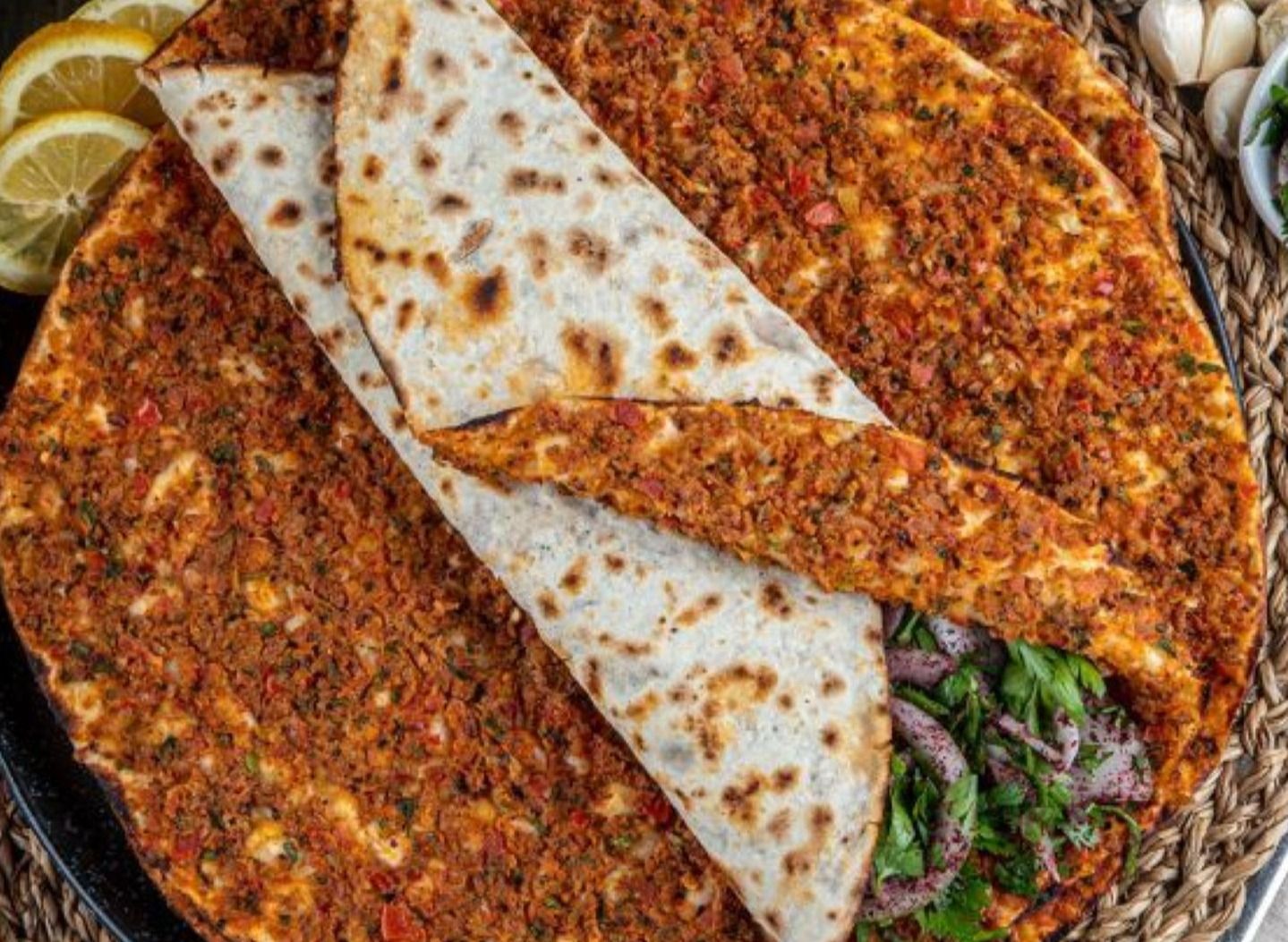 Çiftlikönü Nur Pide & Lahmacun vendor logo