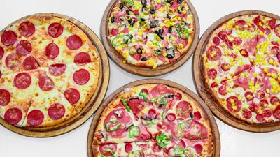 King Pizza & Cafe Queen