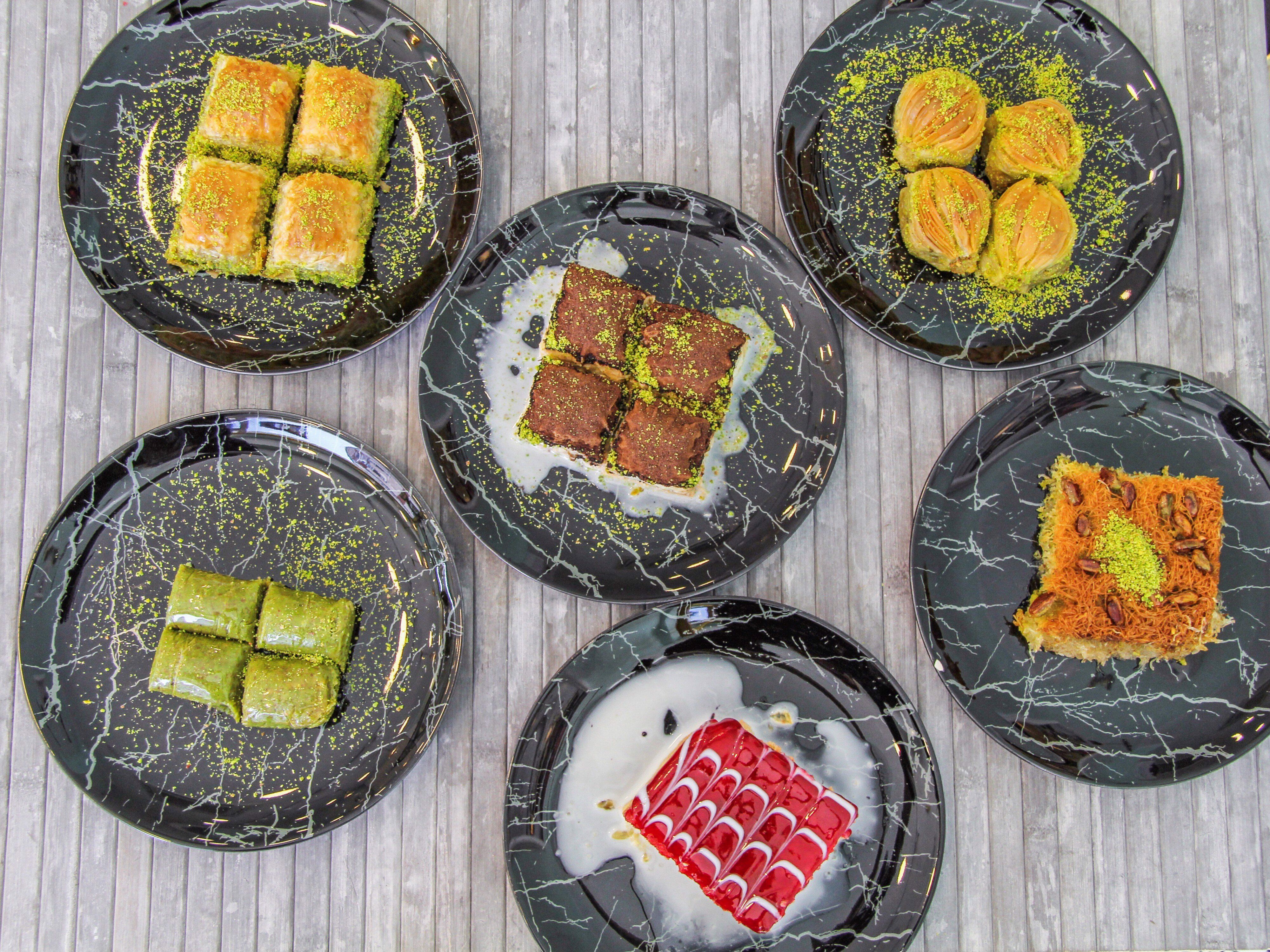 Şerbetlim Baklava & Dondurma vendor logo
