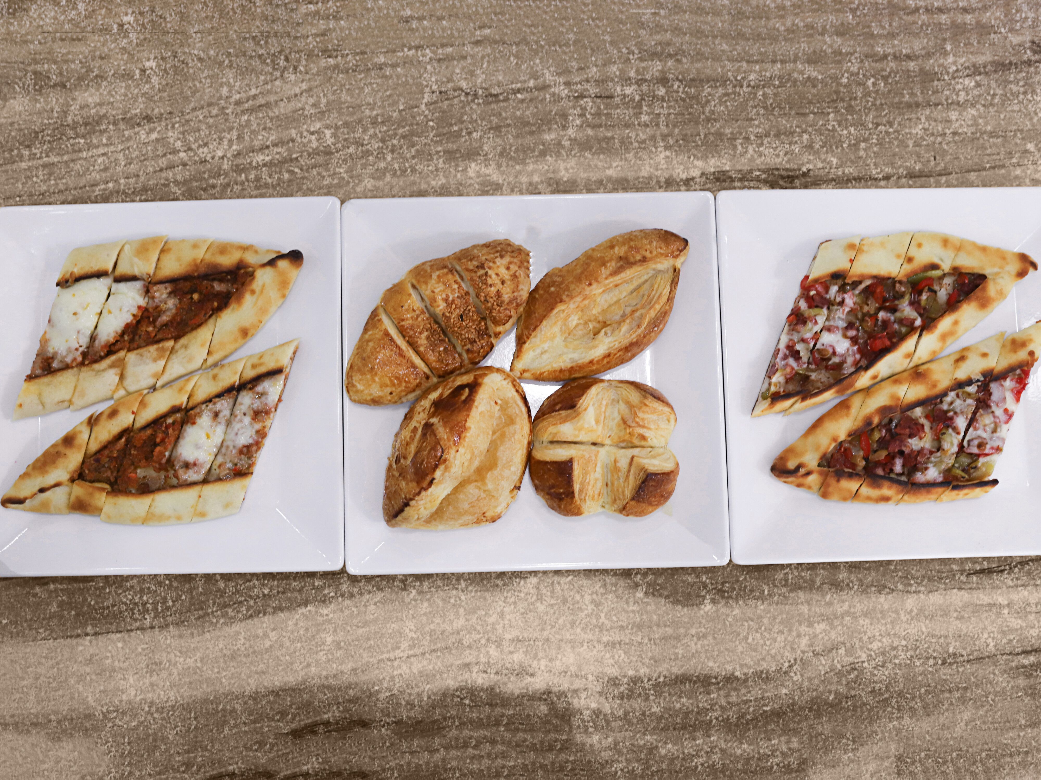 Öz Lezzet Börek & Pide vendor logo