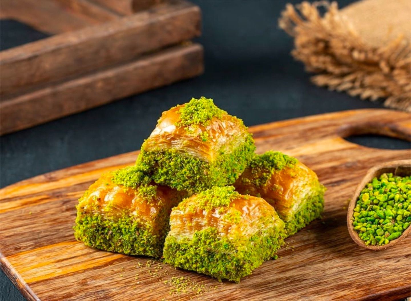 Emirzade Baklava & Dondurma vendor logo