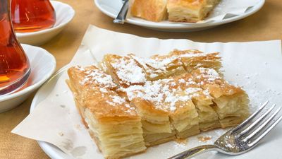Özhamur Börek
