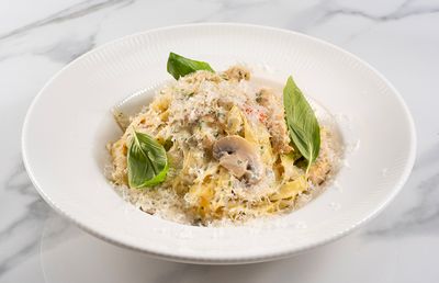 Tavuklu Fettuccine Alfredo
