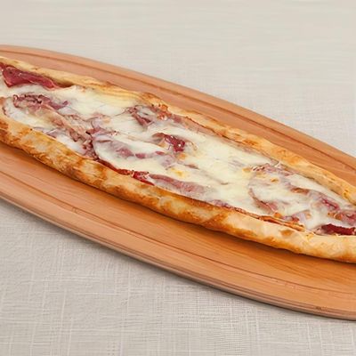 Pastırmalı Kaşarlı Pide (Açık)