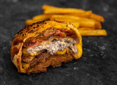 Calzone Mexico Burger