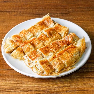 Kıymalı Karaköy Böreği (500 gr.)