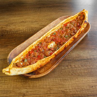 Kuşbaşılı Pide