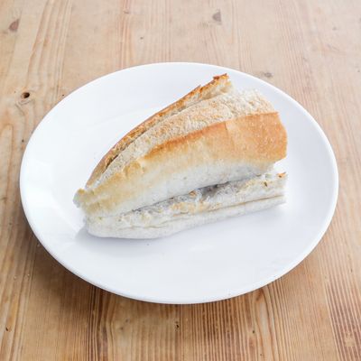 Yarım Ekmek Arası Atom