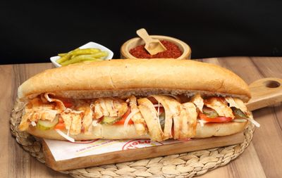 Büyük Ekmek Arası Tavuk Döner