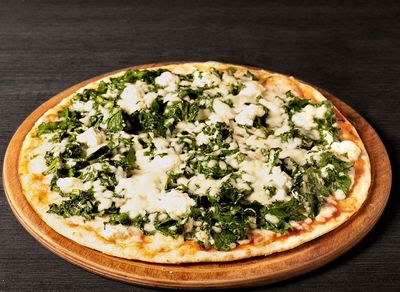 Ispanak Ricotta Pizza (Orta)