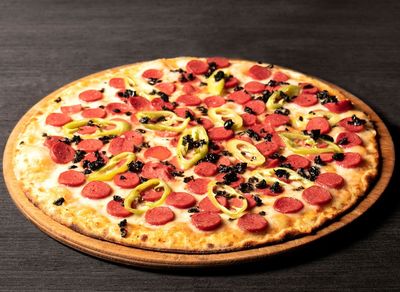 Sosisli Pizza (Orta)