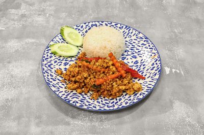 Kuru Köri (Vejetaryen) & Steam Rice & Southern Thai Style Dry Curry