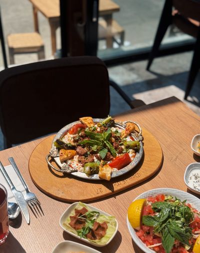 Alinazik Kebap (Şişten)