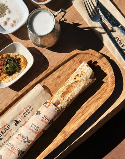 Mantarlı Kaşarlı Urfa Dürüm