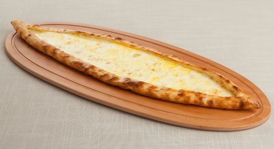 Kaşar Peynirli Pide