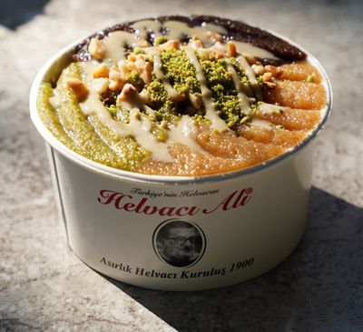 Karışık İrmik Helvası (100 cc.) (Küçük Boy)