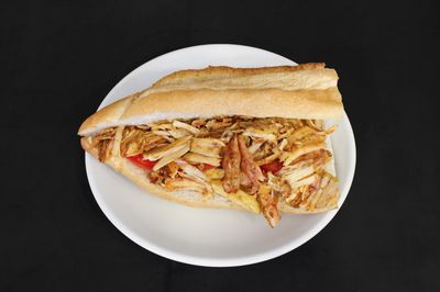 Yarım Ekmek Arası Tavuk Döner