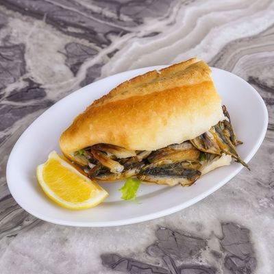 Ekmek Arası Hamsi Tava