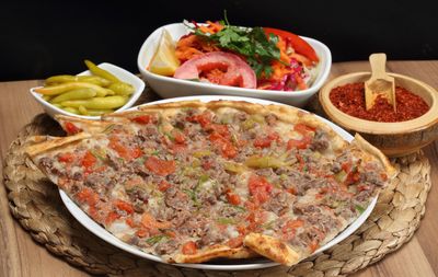 Kuşbaşılı Pide