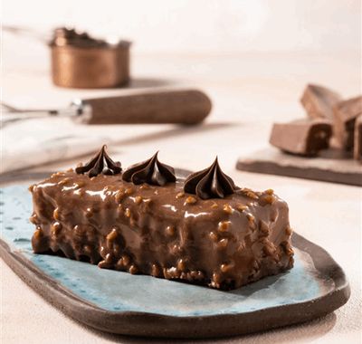 Fındıklı Sütlü Çikolatalı Pasta