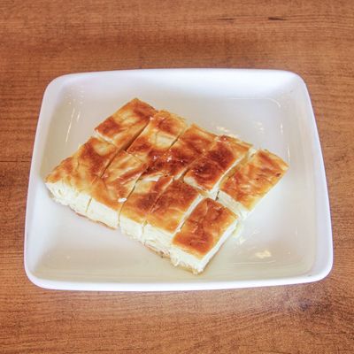 Mantarlı Kaşarlı Su Böreği