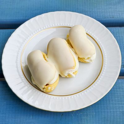 Beyaz Çikolatalı Ekler (5 Adet)