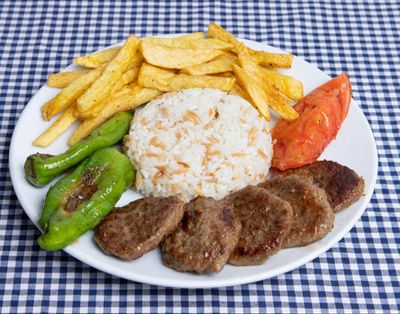 Katibe Hanım Köfte Menü