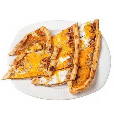 Kıymalı Yumurtalı Pide