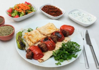 Domatesli Kebap