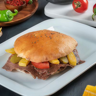 Tombik Ekmek Arası Et Döner