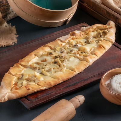 Mantarlı Kaşarlı Pide