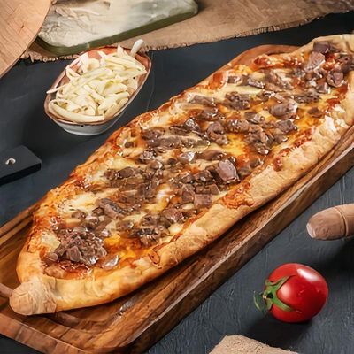 Kavurmalı Kaşarlı Pide