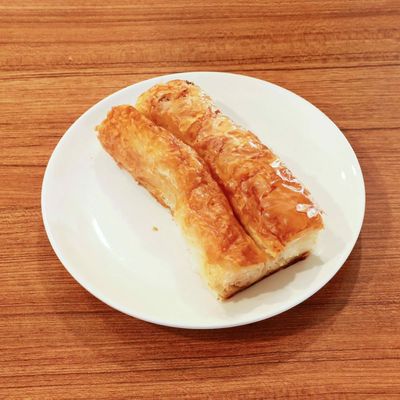 Peynirli Karaköy Böreği (200 gr.)