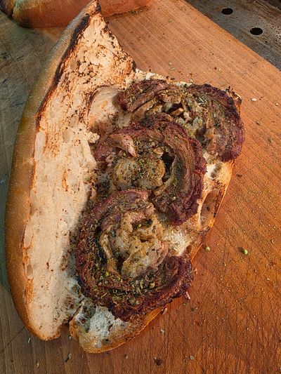 3/4 Ekmek Arası İzmir Kokoreç