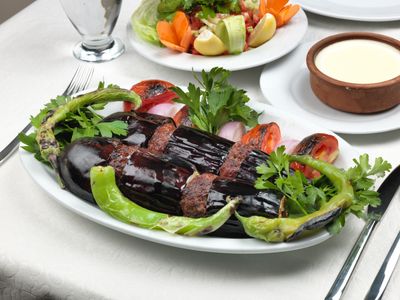 Patlıcanlı Kebap