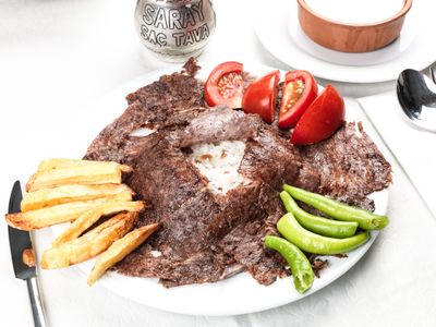 Pilav Üstü Et Döner