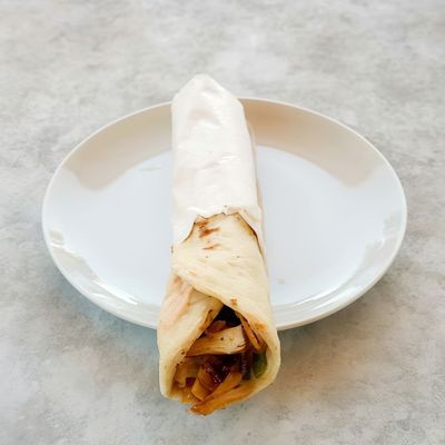 Çift Lavaş Soslu Tavuk Döner Dürüm