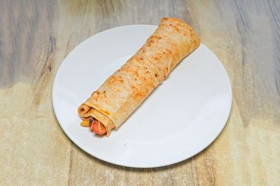 Soslu Eti Bol Tavuk Döner Dürüm