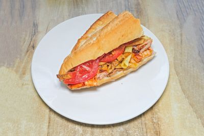 Yarım Ekmek Arası Tavuk Döner