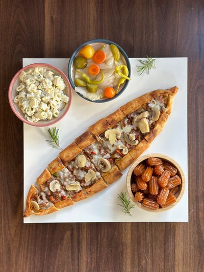 Kuşbaşılı Mantarlı Pide Menü