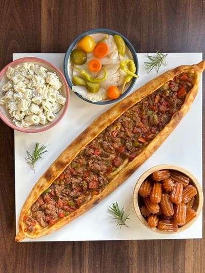 Kuşbaşılı Pide Menü