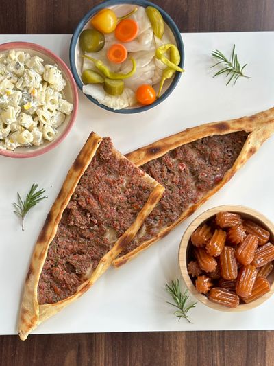 Lahmacun Pide