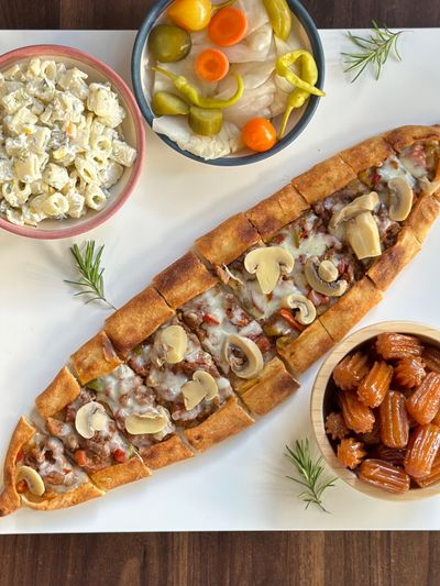 Kuşbaşılı & Kaşarlı & Mantarlı Pide