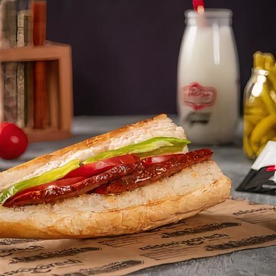 Çeyrek Ekmek Arası Izgara Sucuk