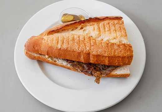 Yarım Ekmek Arası Et Döner