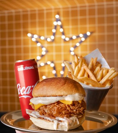 Coni Çıtır Trüflü Burger Menü