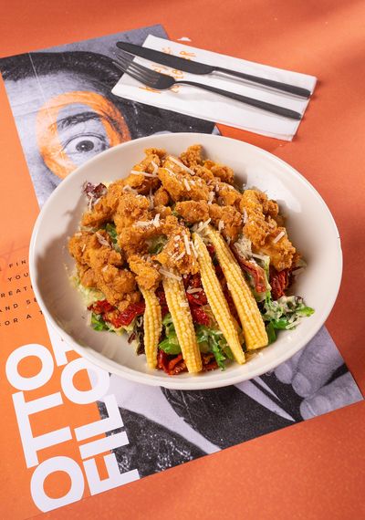 Çıtır Tavuklu Salata