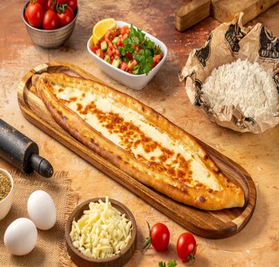 Kaşarlı Pide
